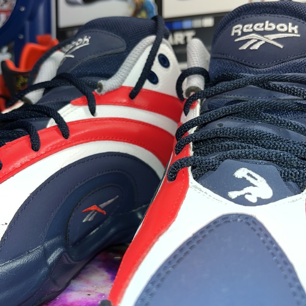 Reebok Shaqnosis 'USA' FV2971 size 12 used twice